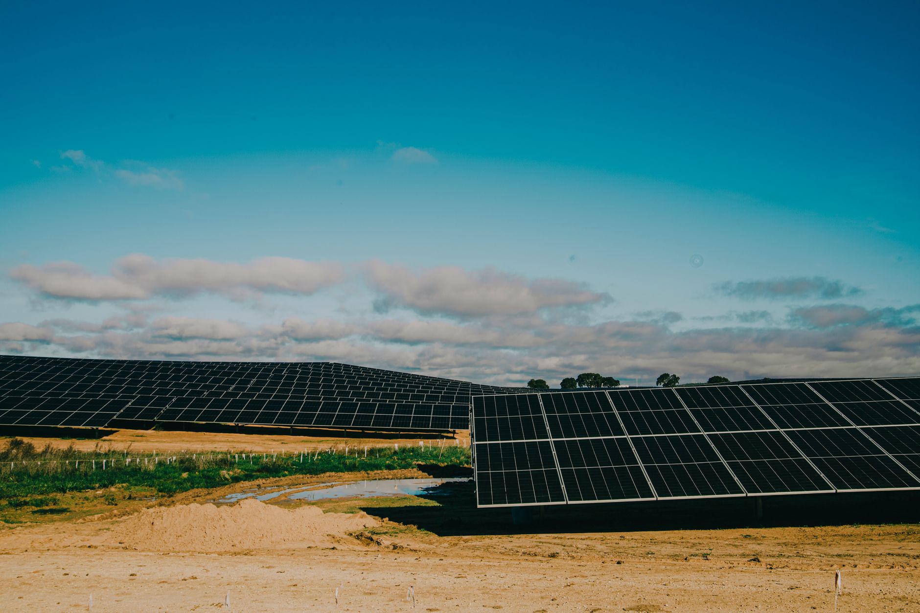 Best Solar Generators 2026: Jackery vs EcoFlow vs Bluetti Compared