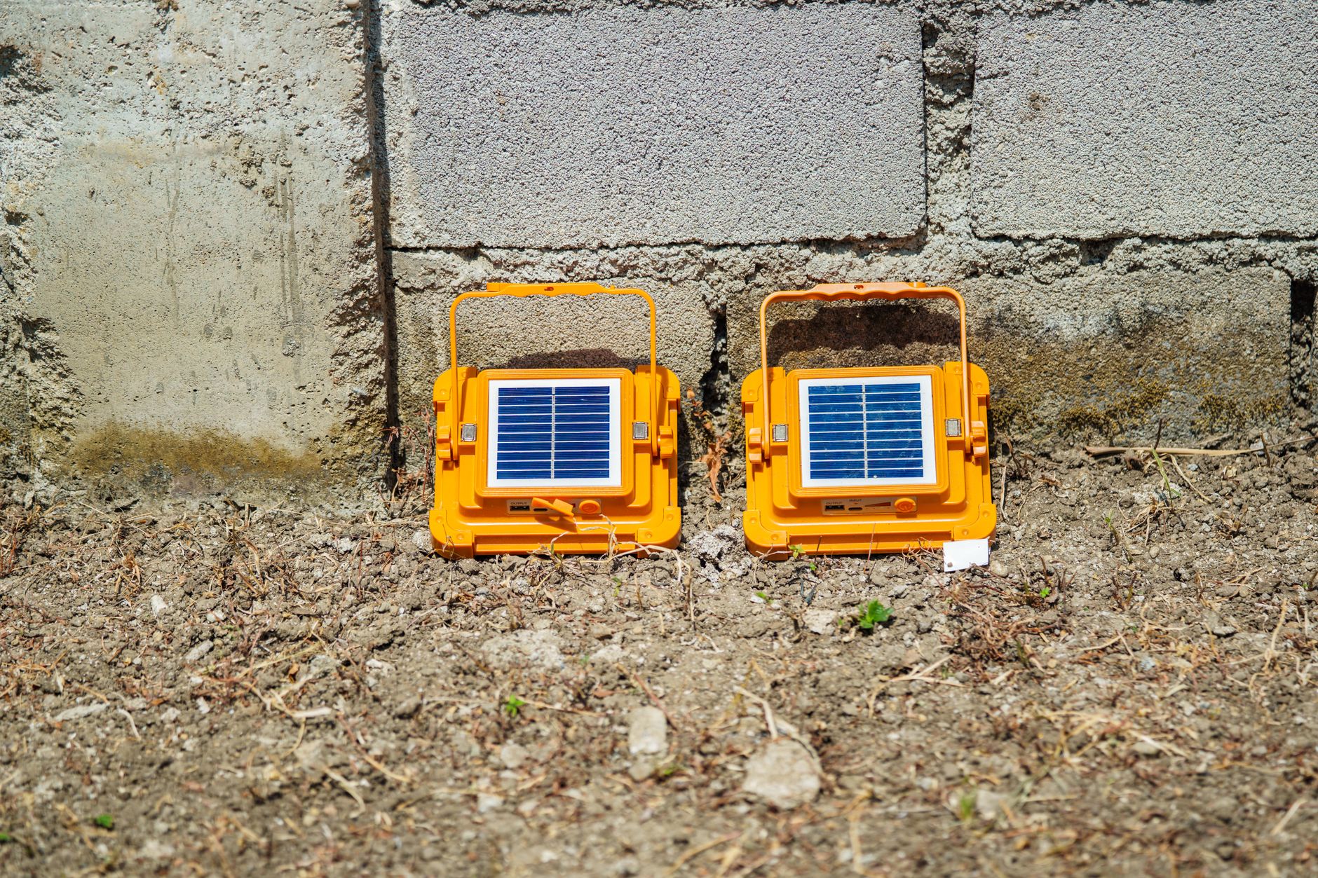 How to Survive a Week-Long Power Outage: The Complete Checklist