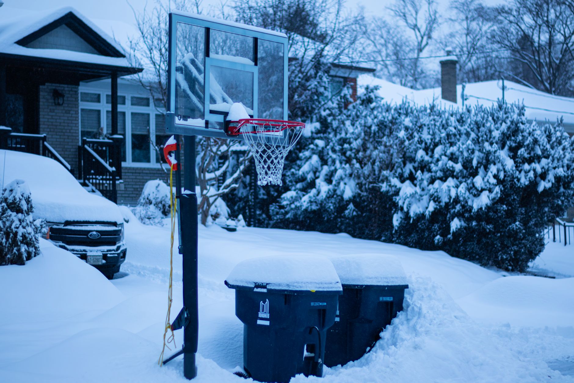 How to Prep for an Ontario Ice Storm Power Outage